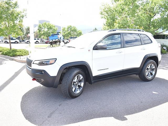 2019 Jeep Cherokee Trailhawk photo 3