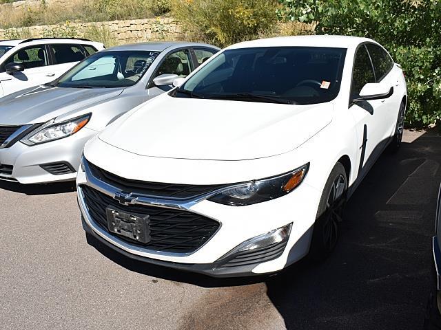 2022 Chevrolet Malibu RS photo 2