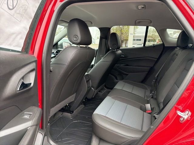 2026 Chevrolet Trax LT - Photo 8