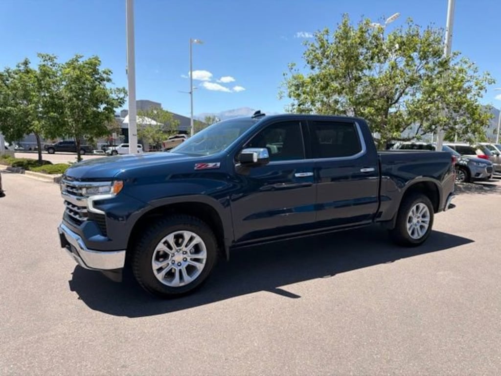 Used 2022 Chevrolet Silverado 1500 LTZ Truck Crew Cab