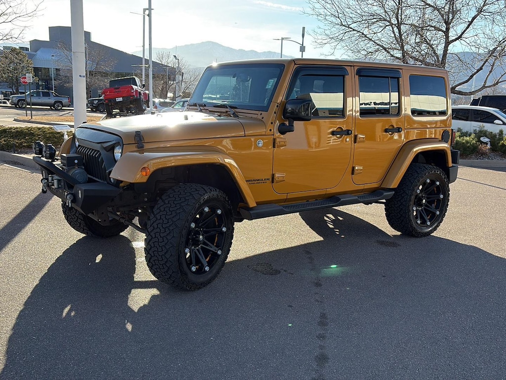 Used 2014 Jeep Wrangler Unlimited Sahara 4x4 SUV