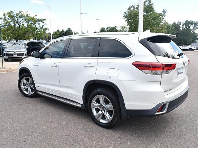 2019 Toyota Highlander Hybrid Limited photo 4