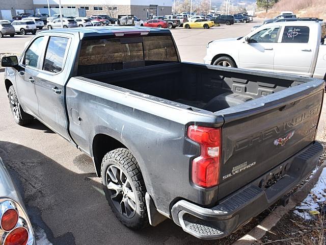 2019 Chevrolet Silverado 1500 RST photo 3