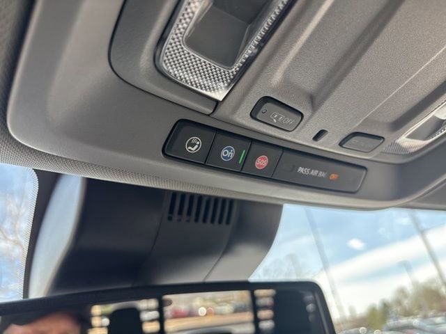2024 GMC Sierra 1500 SLT - Photo 31