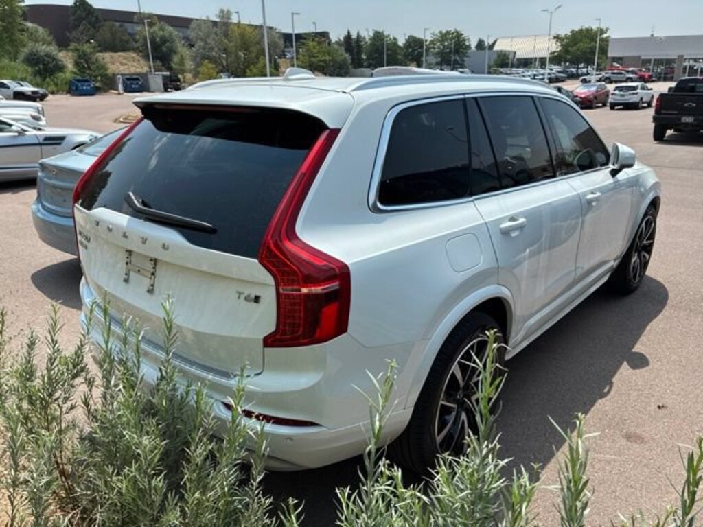 Used 2022 Volvo XC90 T6 AWD Momentum 7 Seater SUV