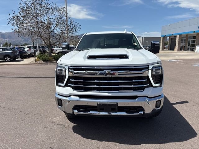 2025 Chevrolet Silverado 2500HD LTZ - Photo 2