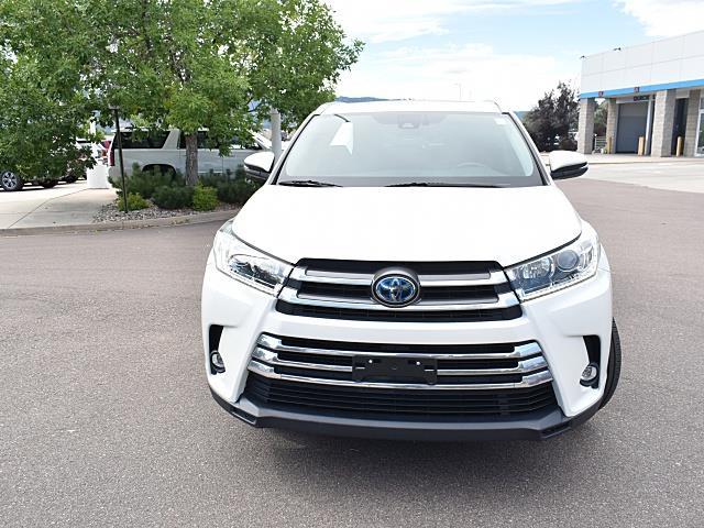 2019 Toyota Highlander Hybrid Limited photo 2
