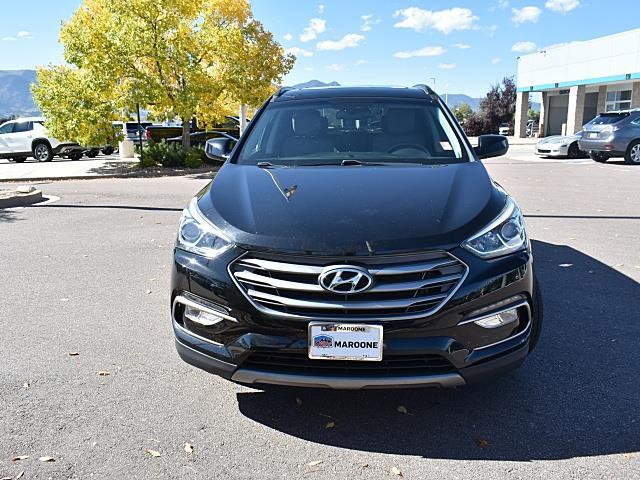 2017 Hyundai Santa Fe Sport photo 2