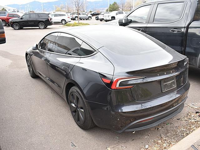 2025 Tesla Model 3 Long Range photo 3