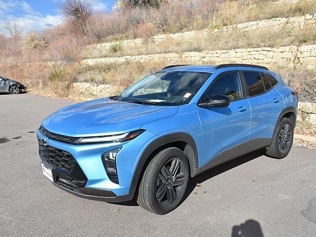 2025 Chevrolet Trax ACTIV photo 2