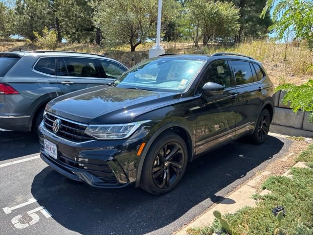 Used 2023 Volkswagen Tiguan 2.0T SE R-Line Black SUV
