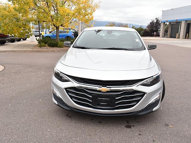 2020 Chevrolet Malibu LS 1LT photo 2