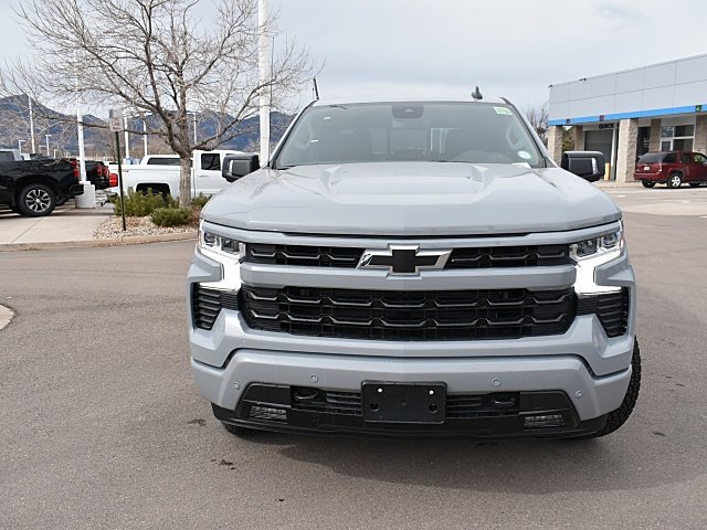 2025 Chevrolet Silverado 1500 RST photo 2