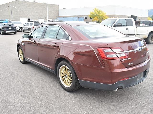 2015 Ford Taurus Limited photo 3