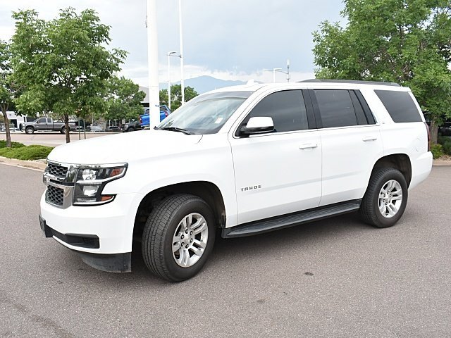 2018 Chevrolet Tahoe LT photo 3