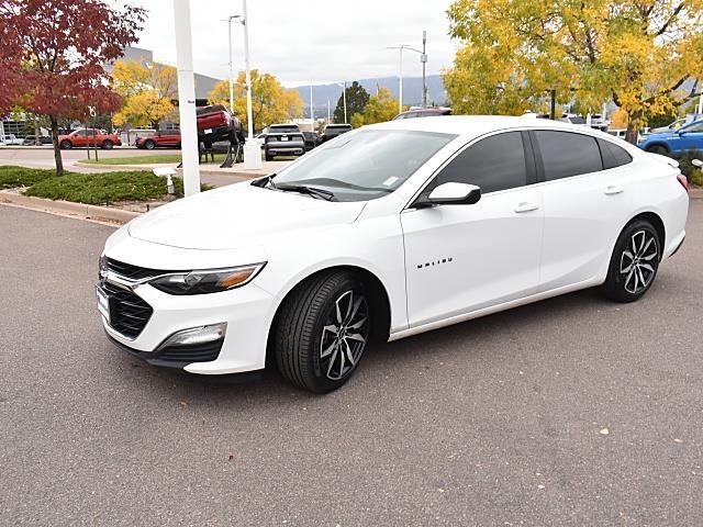 2022 Chevrolet Malibu RS photo 2
