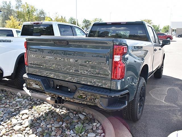 2026 Chevrolet Silverado Trail Boss Custom photo 4