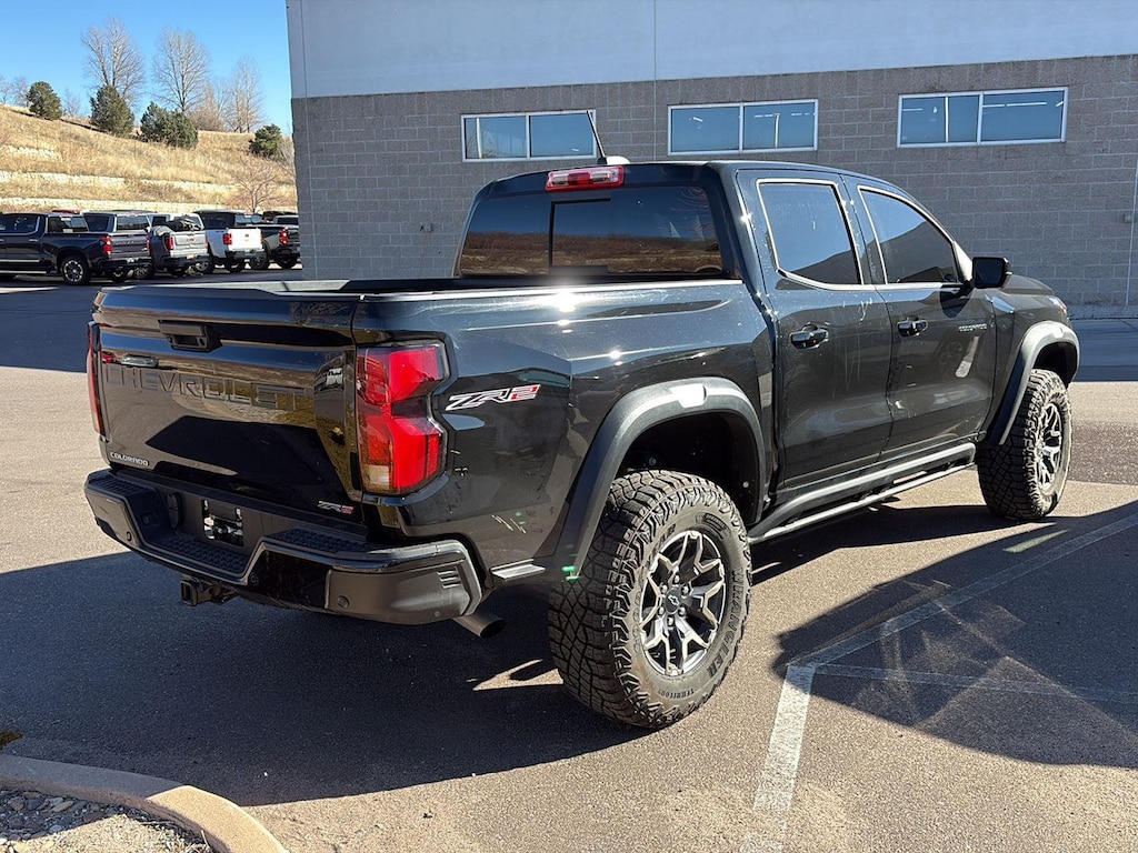 Used 2025 Chevrolet Colorado ZR2 Truck Crew Cab