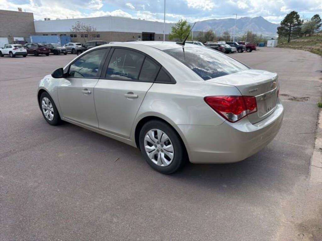 Used 2014 Chevrolet Cruze LS Auto Sedan