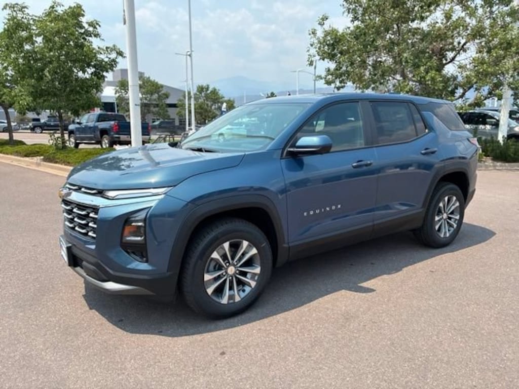 New 2027 Chevrolet Equinox LT SUV
