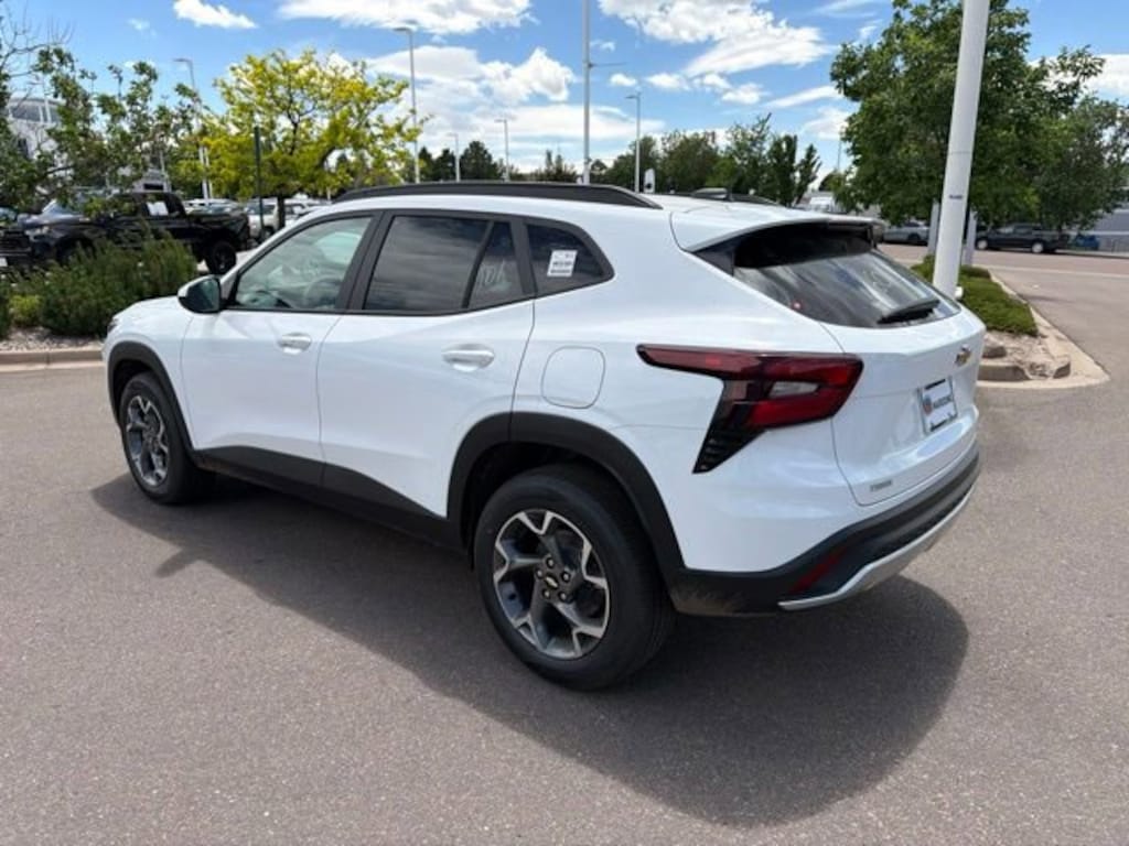 New 2026 Chevrolet Trax LT SUV