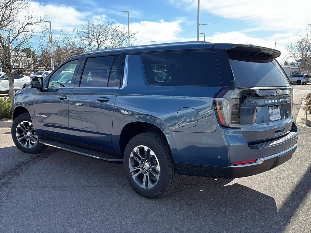 New 2026 Chevrolet Suburban LT SUV
