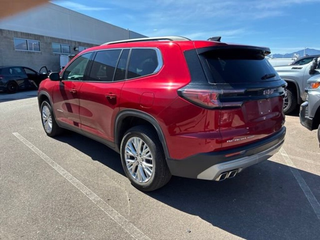 Used 2024 GMC Acadia Elevation SUV