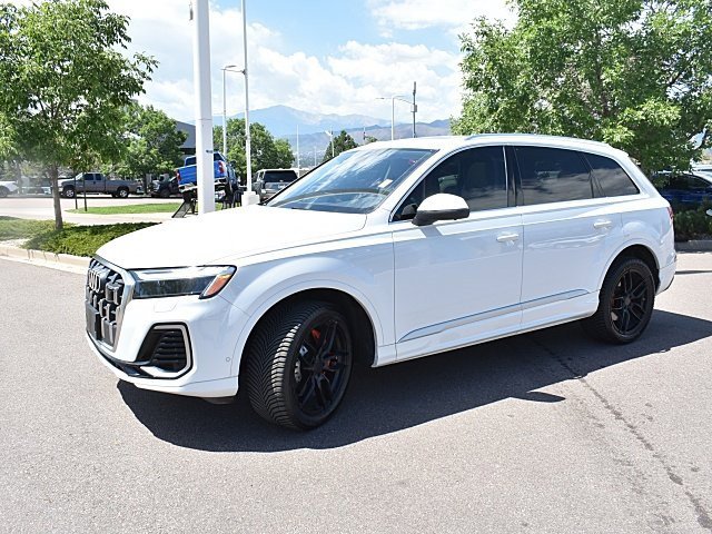 2025 Audi Q7 45 Premium photo 3