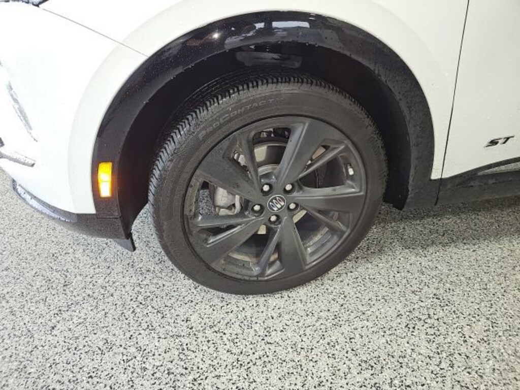 Used 2025 Buick Envision Sport Touring SUV