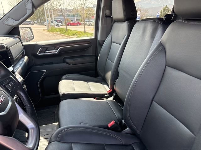 2024 GMC Sierra 1500 SLT - Photo 13