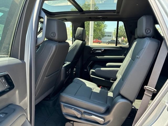 2026 Chevrolet Tahoe Z71 - Photo 8