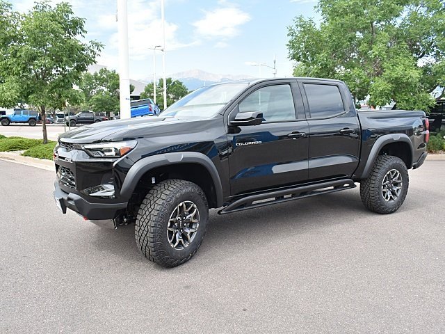 2026 Chevrolet Colorado ZR2 photo 3