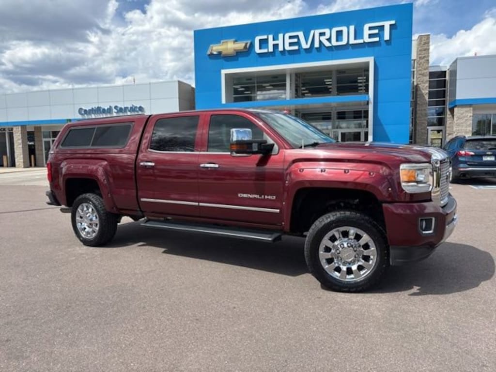 Used 2016 GMC Sierra 2500HD Denali Truck Crew Cab