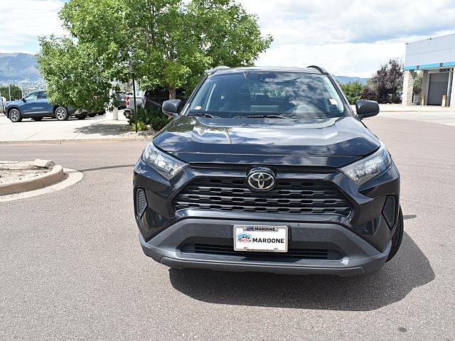2021 Toyota RAV4 LE photo 3