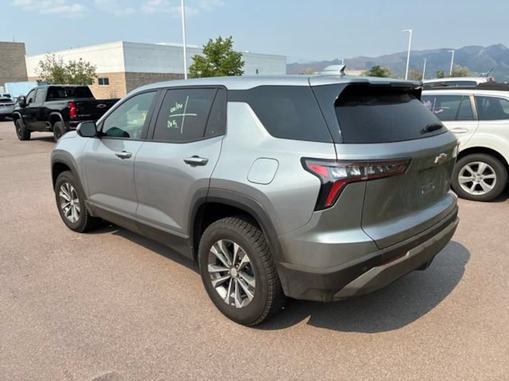 Used 2025 Chevrolet Equinox LT SUV