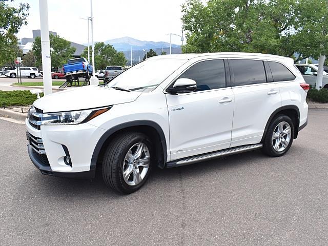 2019 Toyota Highlander Hybrid Limited photo 3