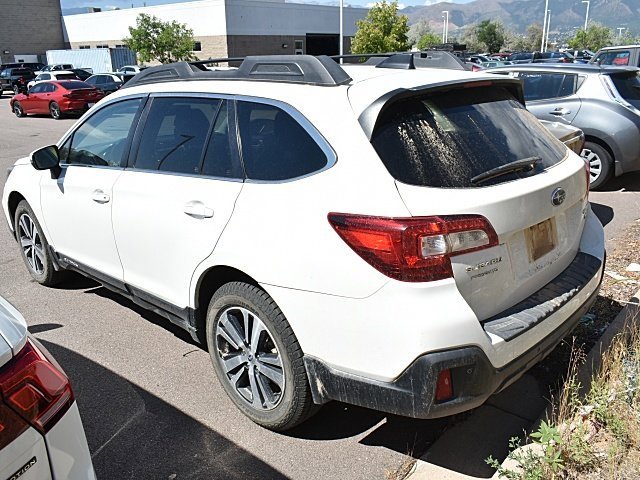 2019 Subaru Outback 3.6R Limited photo 2