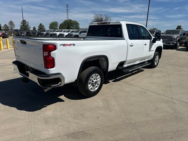 2024 Chevrolet Silverado 2500HD LT - Photo 32