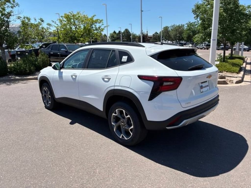 New 2026 Chevrolet Trax LT SUV