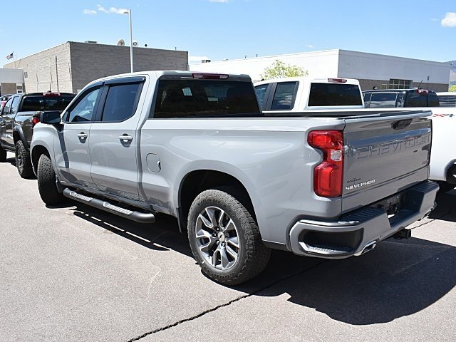 2024 Chevrolet Silverado 1500 RST photo 3