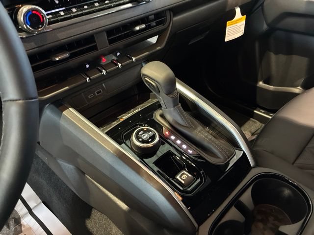 2026 Chevrolet Colorado Trail Boss - Photo 11