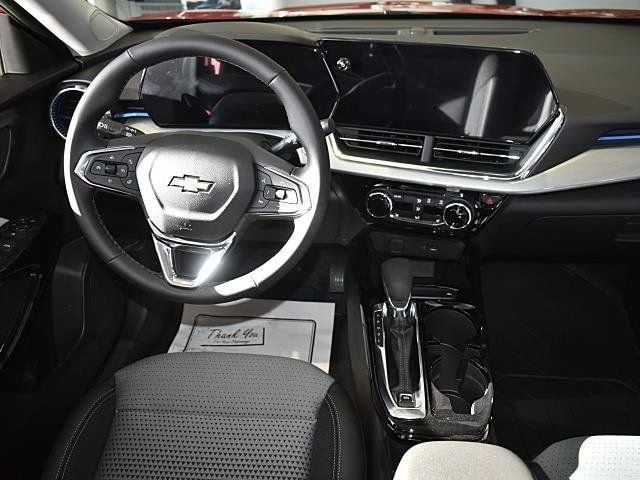 2026 Chevrolet Trax LT - Photo 9