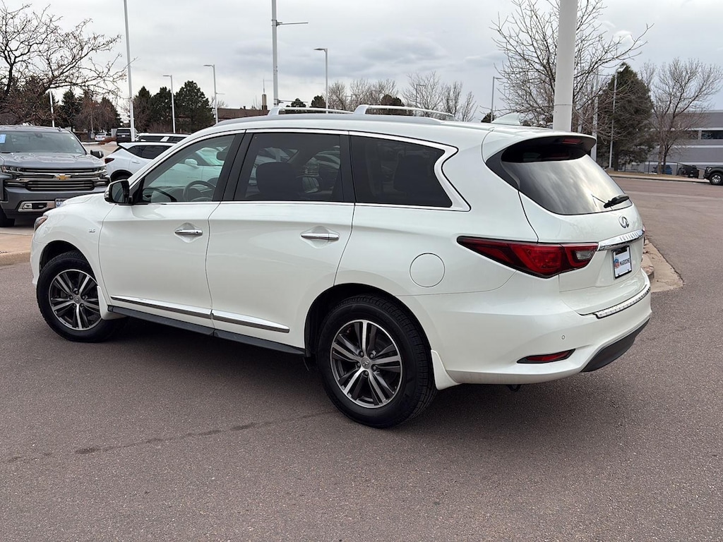 Used 2018 INFINITI QX60 SUV