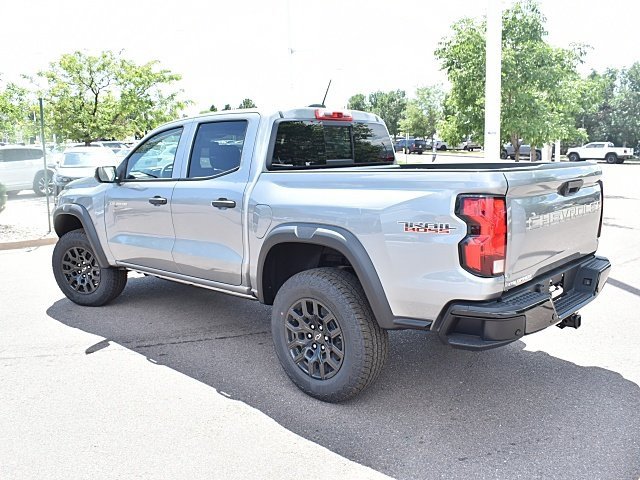 2026 Chevrolet Colorado Trail Boss photo 2