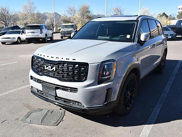 2022 Kia Telluride SX photo 2