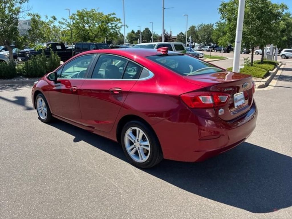 Used 2018 Chevrolet Cruze LT Auto Sedan