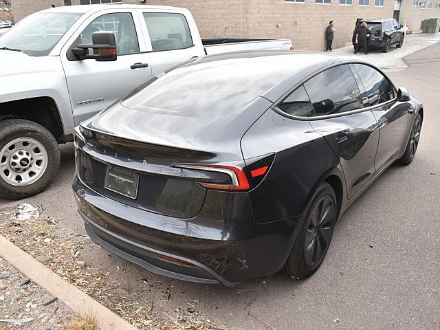 2025 Tesla Model 3 Long Range photo 4