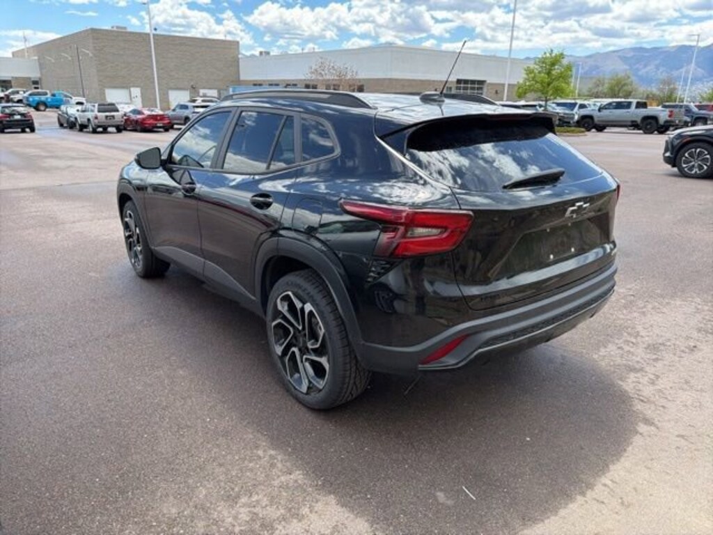 Used 2024 Chevrolet Trax 2RS SUV