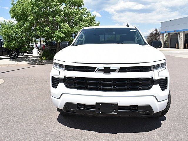2025 Chevrolet Silverado 1500 RST photo 2