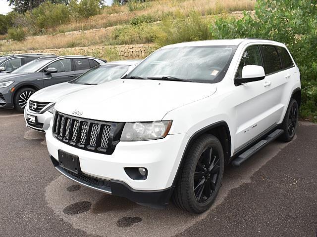 2013 Jeep Grand Cherokee Laredo photo 2